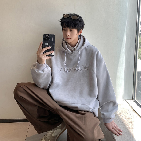 Vyriškas megztinis platus trijų spalvų modelis