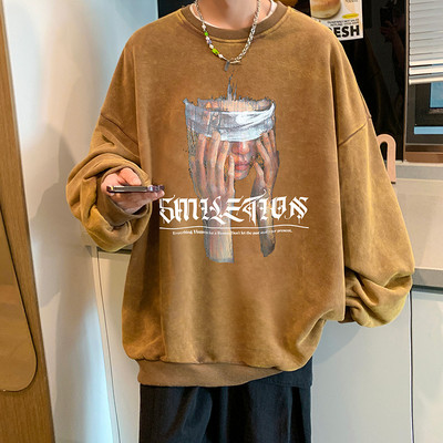 Φαρδύ εμπριμέ μακρυμάνικο φούτερ για άνδρες