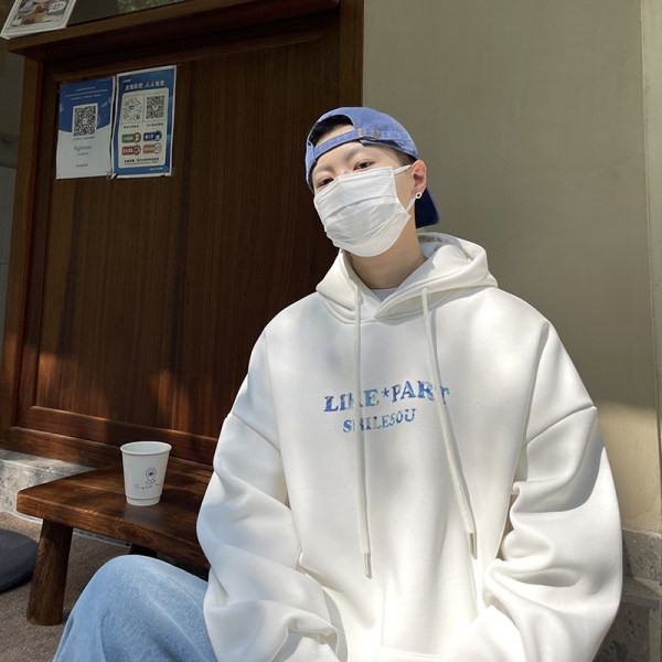 Dviejų spalvų vyriški megztiniai su gėlių raštu