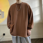 Κλασικό μοντέλο ανδρικού φούτερ με οβάλ λαιμόκοψη