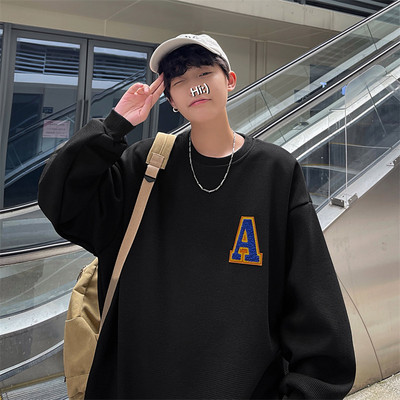 Naiste vabaaja pluus tikandi ja ümara kaelusega