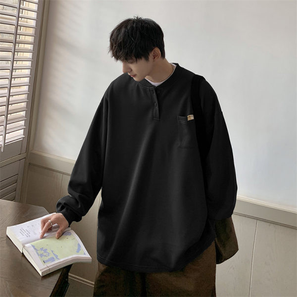 Vyriškas pavasarinis megztinis su kišene ir sagomis