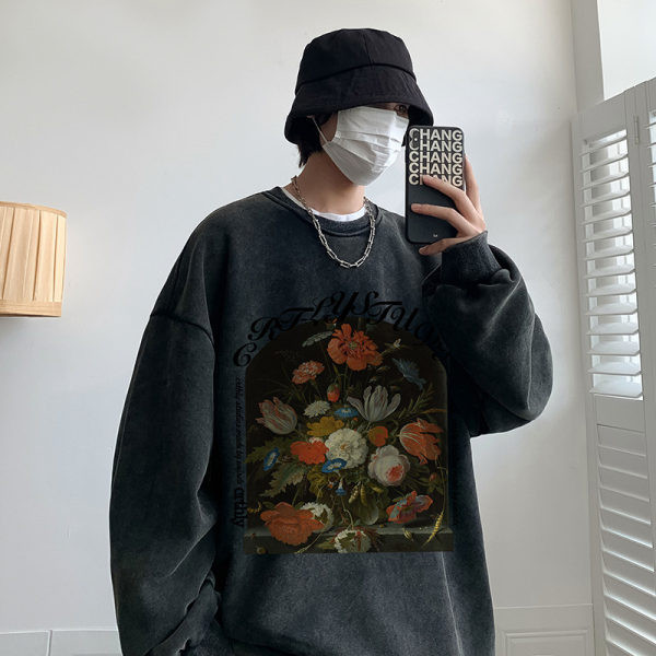 Vyriški megztiniai su ovalia apykakle ir gėlių raštu