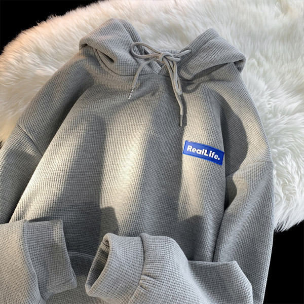 Új férfi pulóver többféle színben kapucnival és zsebbel