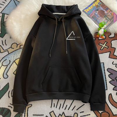 Sportiškas vyriškas megztinis su gobtuvu