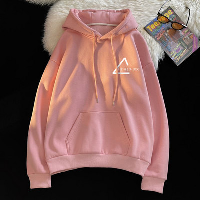 Sportiškas vyriškas megztinis su gobtuvu