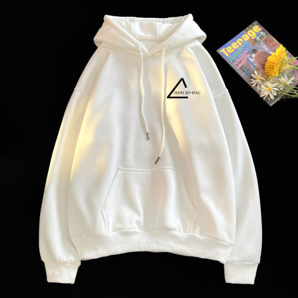 Sportiškas vyriškas megztinis su gobtuvu