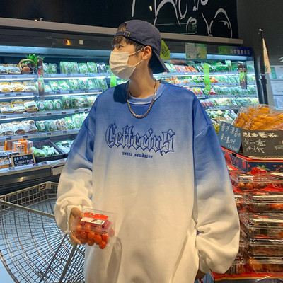 Ανδρικό φούτερ με στρογγυλή λαιμόκοψη και επιγραφή