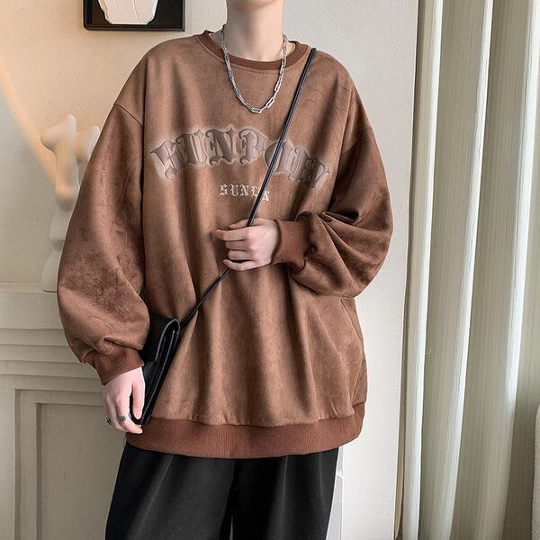 Įprasti vyriški megztiniai su išsiuvinėtu tekstu