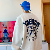 Ανδρικά φούτερ - ένα νέο χαλαρό μοντέλο με οβάλ λαιμόκοψη