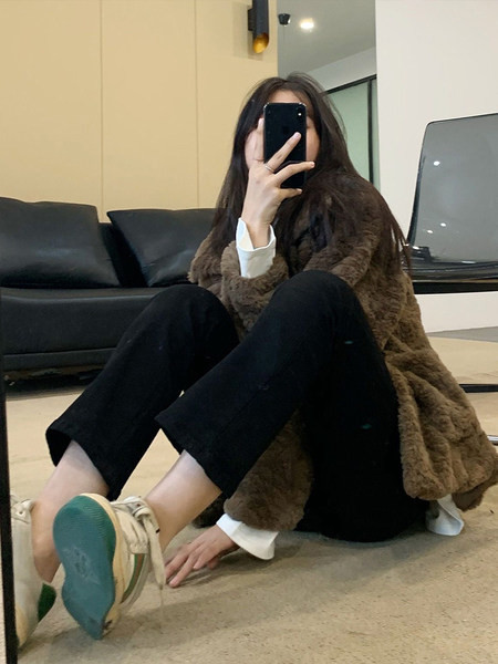 Modern női farmer magas derékkal - fekete színű