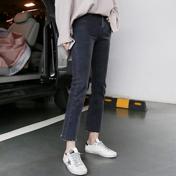 Dviejų spalvų moteriški laisvalaikio džinsai su užtrauktuku