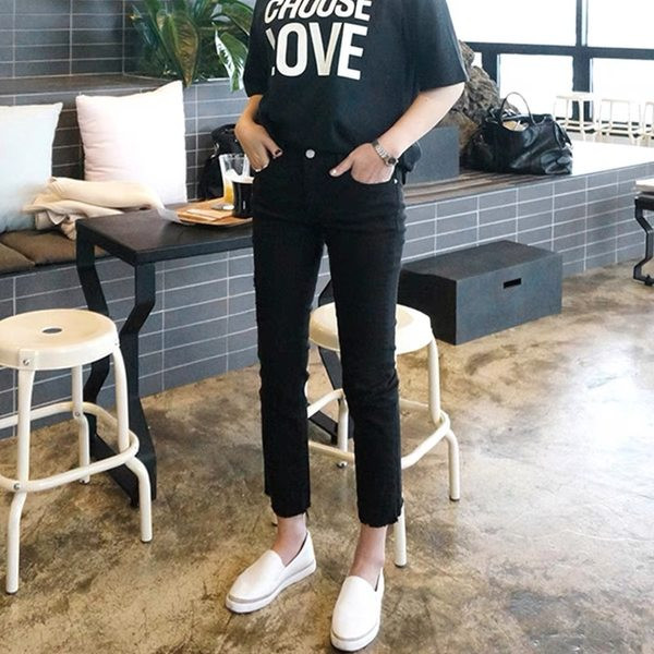 Dviejų spalvų moteriški laisvalaikio džinsai su užtrauktuku