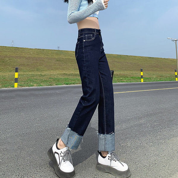 Női magas derekú farmer felhajtott szárral