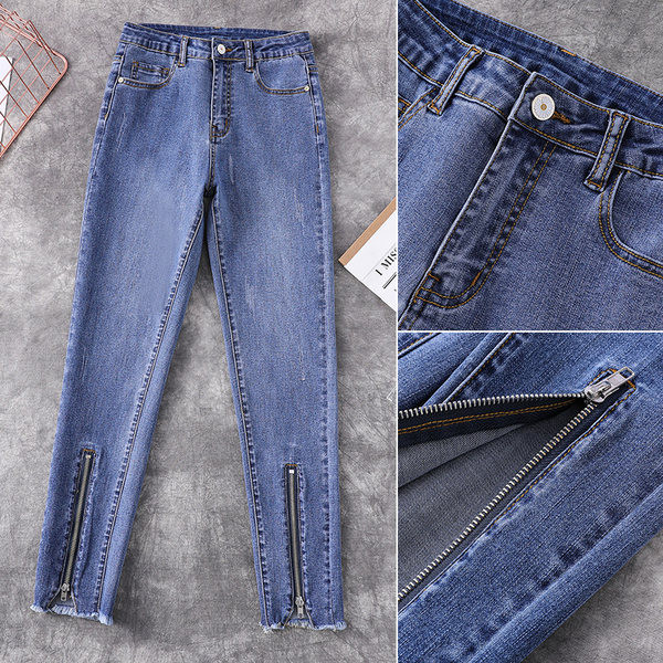 Moteriški džinsai – aukštu juosmeniu tiesus modelis