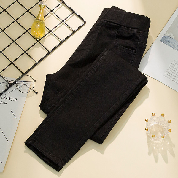 Naiste vabaaja teksapükstega mudel