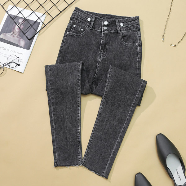 Naiste nööpidega teksad