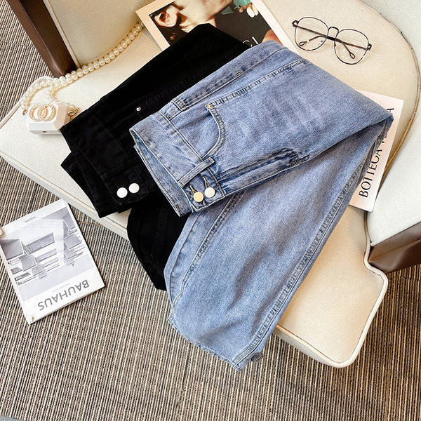 Női farmer - letisztult bő minta