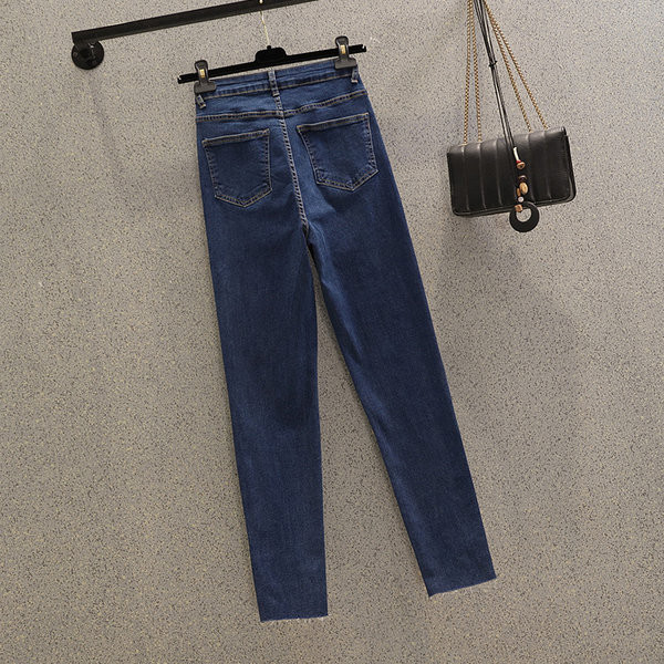 Uus mudel dekoratiivse nööbiga naiste teksapüksid