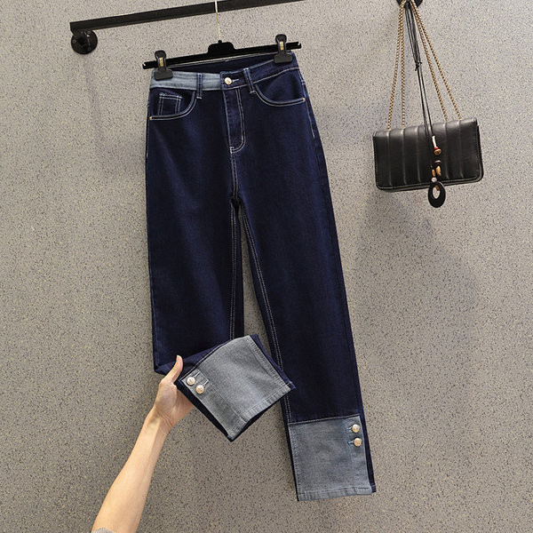 Moteriški džinsai – tiesus modelis aukštu juosmeniu