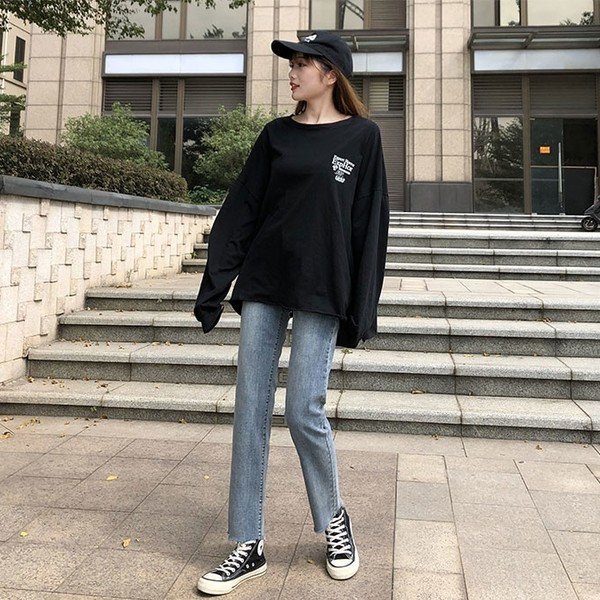 Tiszta női farmer modell