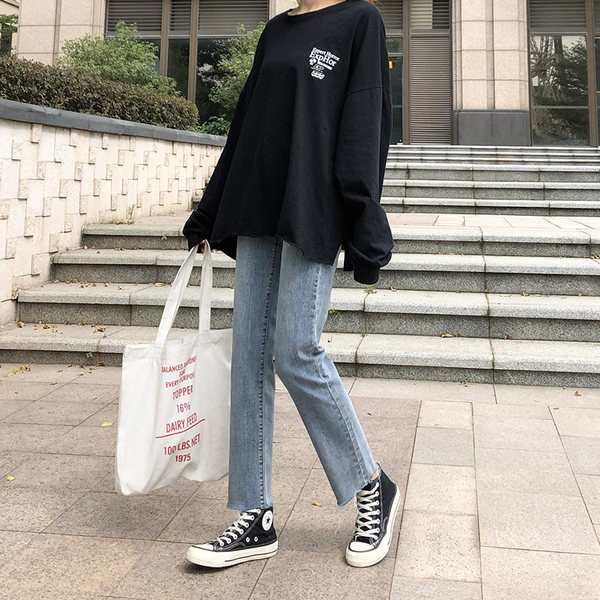 Tiszta női farmer modell