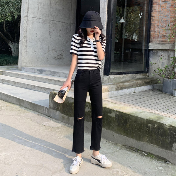 Naujas moteriškų džinsų modelis su plėšytais motyvais