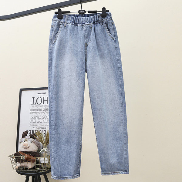 Moteriški džinsai plačiomis kojomis elastingu juosmeniu