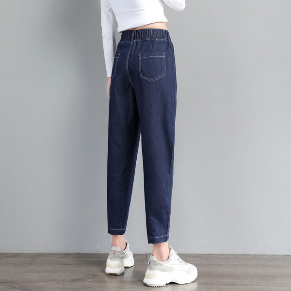 Laisvalaikio moteriški džinsai elastingu juosmeniu – mėlynos spalvos