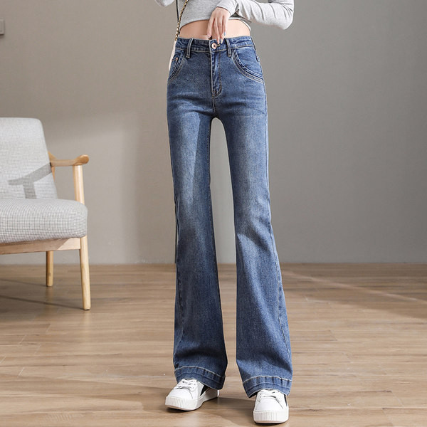 Elasztikus női farmer a mindennapi élethez