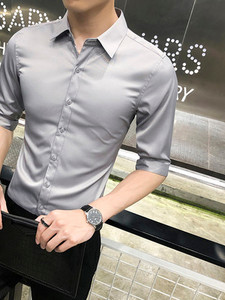 Elegantiški vyriški marškinėliai trumpomis rankovėmis