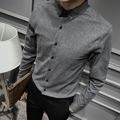 Prigludę vyriški marškiniai su klasikine apykakle