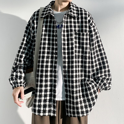 Laisvi vyriški laisvi marškiniai su klasikine apykakle