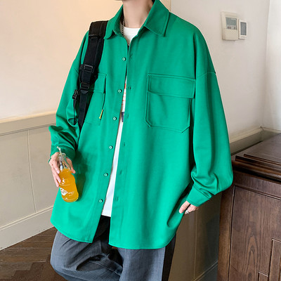 Vyriški laisvalaikio marškinėliai su kišene ir apykakle