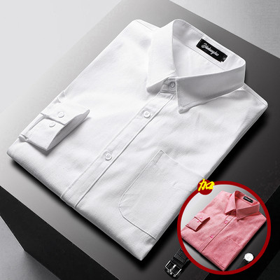 Pavasario stiliaus vyriški marškiniai su klasikine sagomis apykakle ir kišene