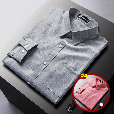 Pavasario stiliaus vyriški marškiniai su klasikine sagomis apykakle ir kišene