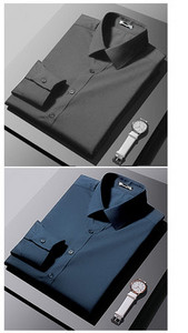 Férfi testhezálló hosszú ujjú ing klasszikus gallérral