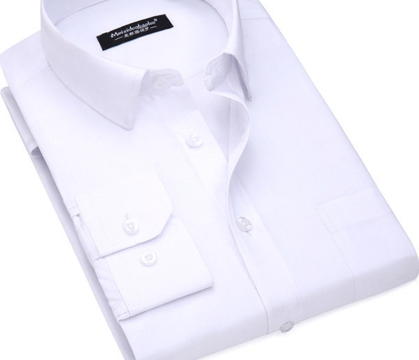 Stilingi vyriški marškiniai su klasikine apykakle ir kišene