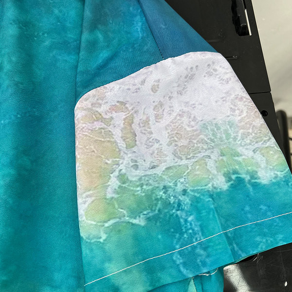 Vyriški marškiniai trumpomis rankovėmis ir paplūdimio motyvais