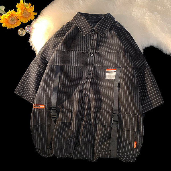 Dviejų spalvų vyriški laisvalaikio marškinėliai trumpomis rankovėmis