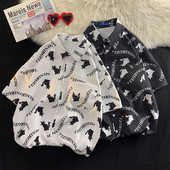 Lühikeste varrukate ja trükiga meeste särk