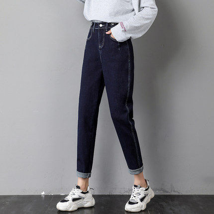 Moteriški džinsai – aukštu juosmeniu