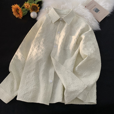 Moodne meeste särk klassikalise krae ja taskuga, uus mudel