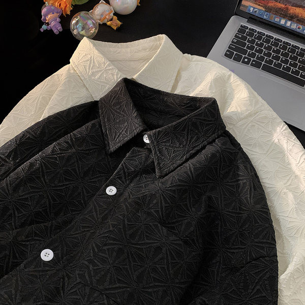 Moodne meeste särk klassikalise krae ja taskuga, uus mudel