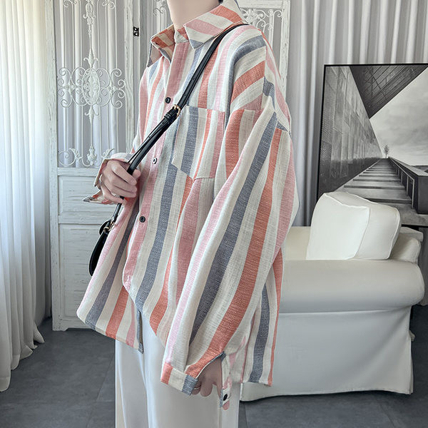 Μοντέλο ανδρικό πουκάμισο με μακρύ μανίκι και γιακά