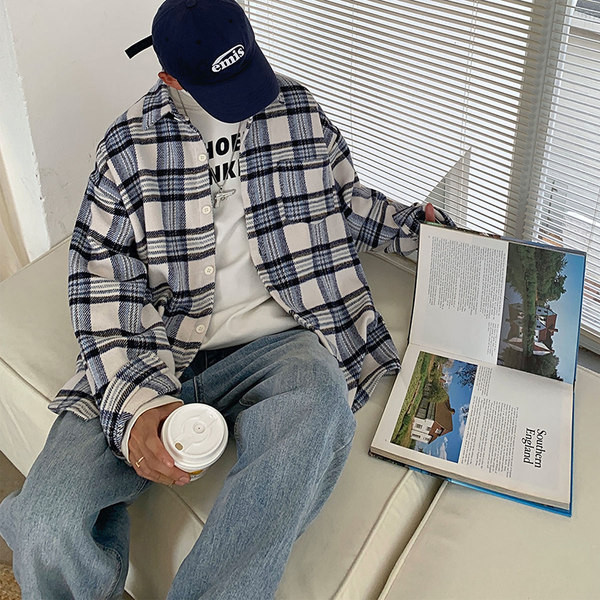 Meeste pikkade varrukatega särk – tšekk