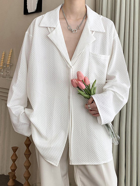 Naujo modelio vyriški marškiniai smailia iškirpte – baltos spalvos