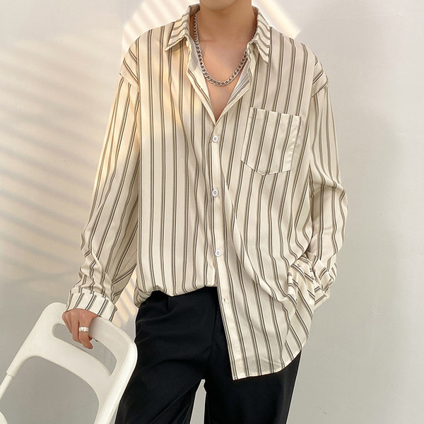 Alkalmi férfi őszi ing zsebbel és gombokkal