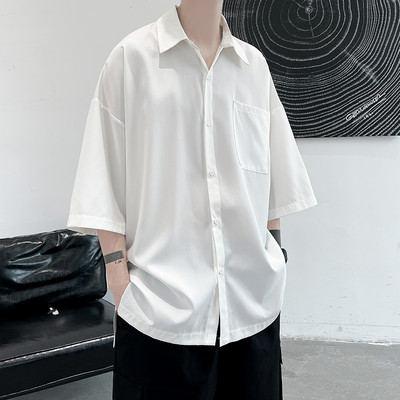 Ühevärviline klassikalise krae ja 3/4 varrukatega meestesärk