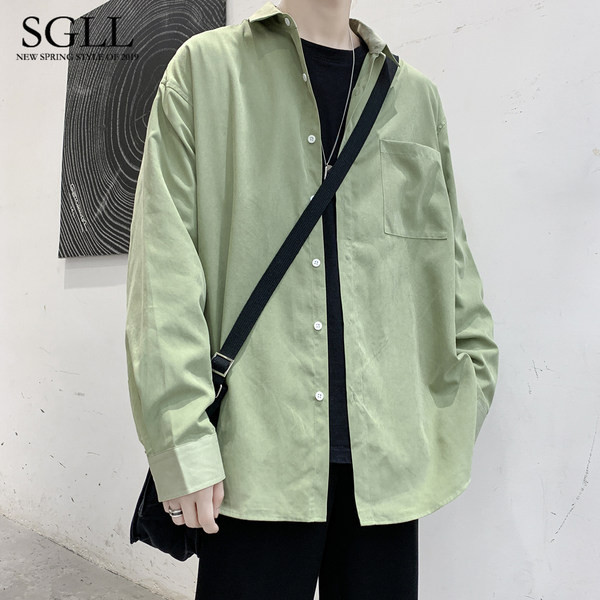 Férfi hosszú ujjú ing zsebbel